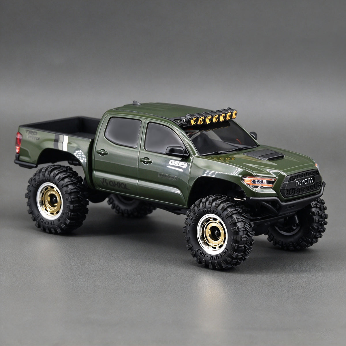 Hobbydetails 1/30 Toyota Classic UV Sticker/Topper Camper Shell/Body Mount Tire Wheel Set  for SCX30 Tacoma Cars