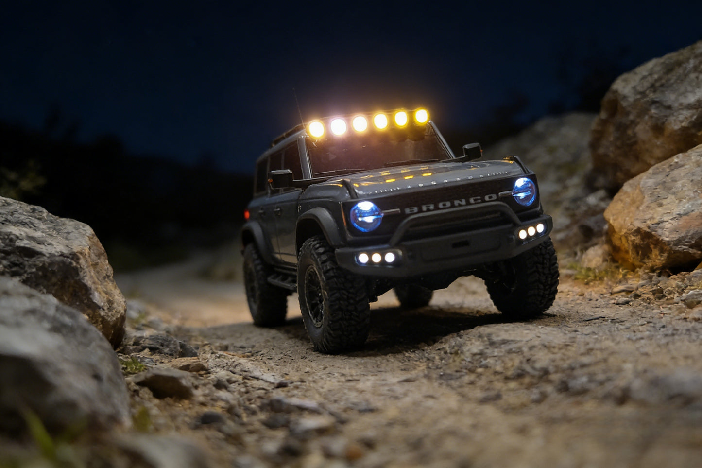 Hobbydetails Round Roof Light for SCX30 Bronco